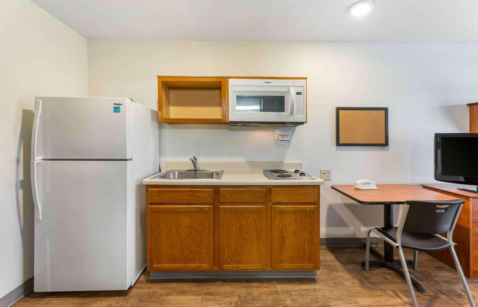 Extended Stay America Select Suites - Akron - South Portage Lakes Εξωτερικό φωτογραφία